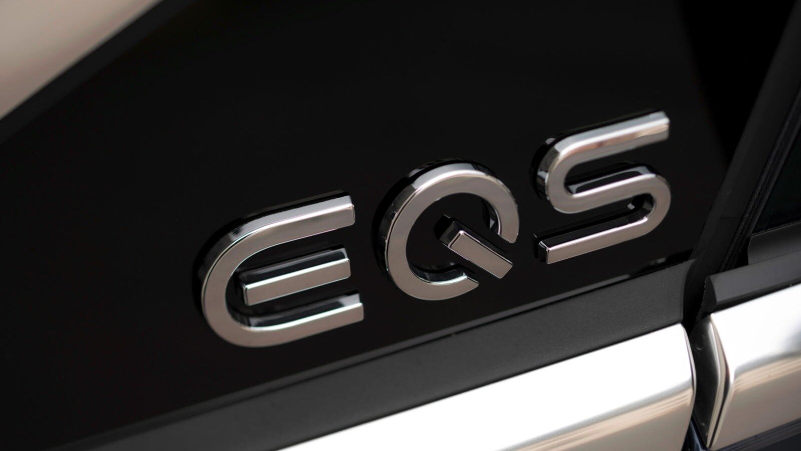 Mercedes-Benz планирует закрыть суббренд EQ уже в следующем году