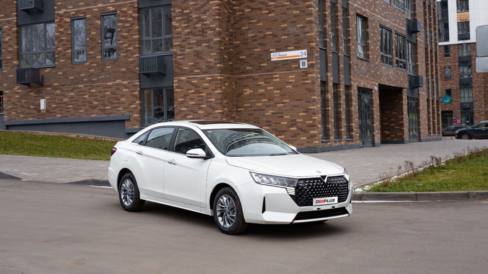 Nissan Sentra вернулся в Россию как Venucia D60 Plus