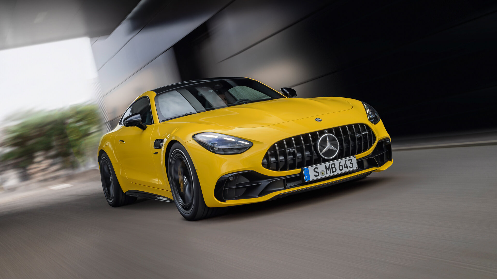 Представлен самый медленный Mercedes-AMG GT