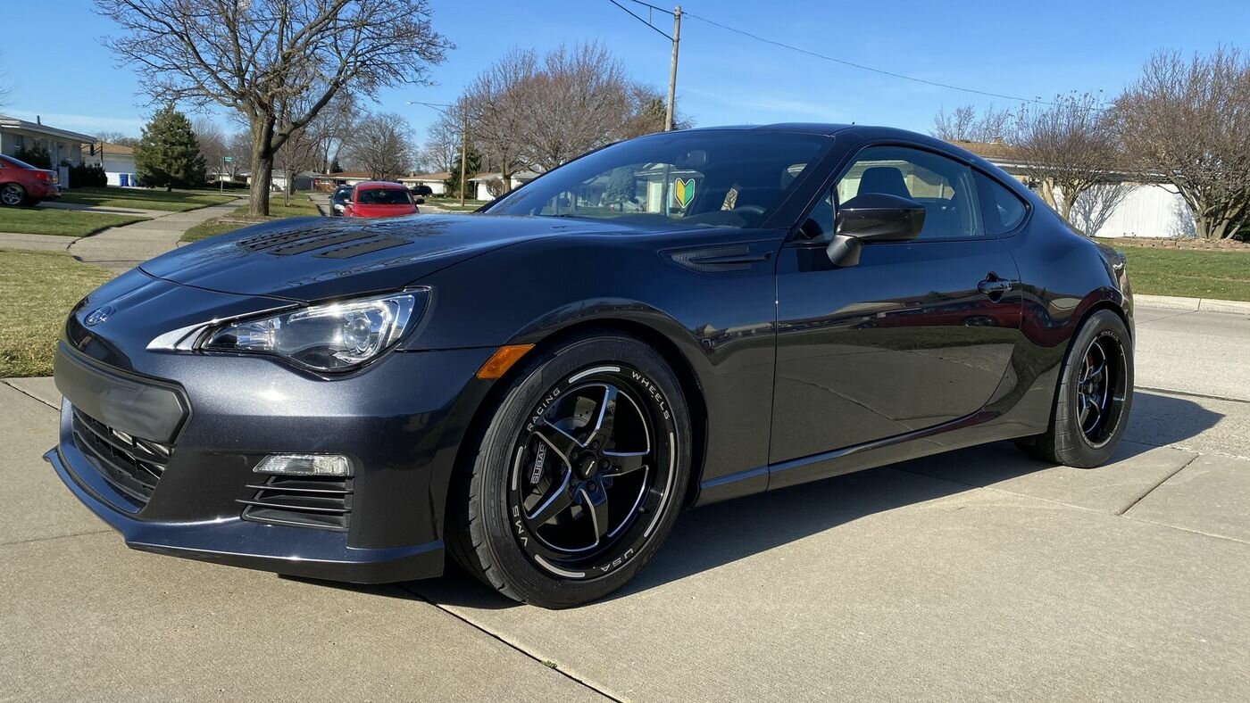 Subaru BRZ доработали 737-сильным мотором от Toyota и теперь продают
