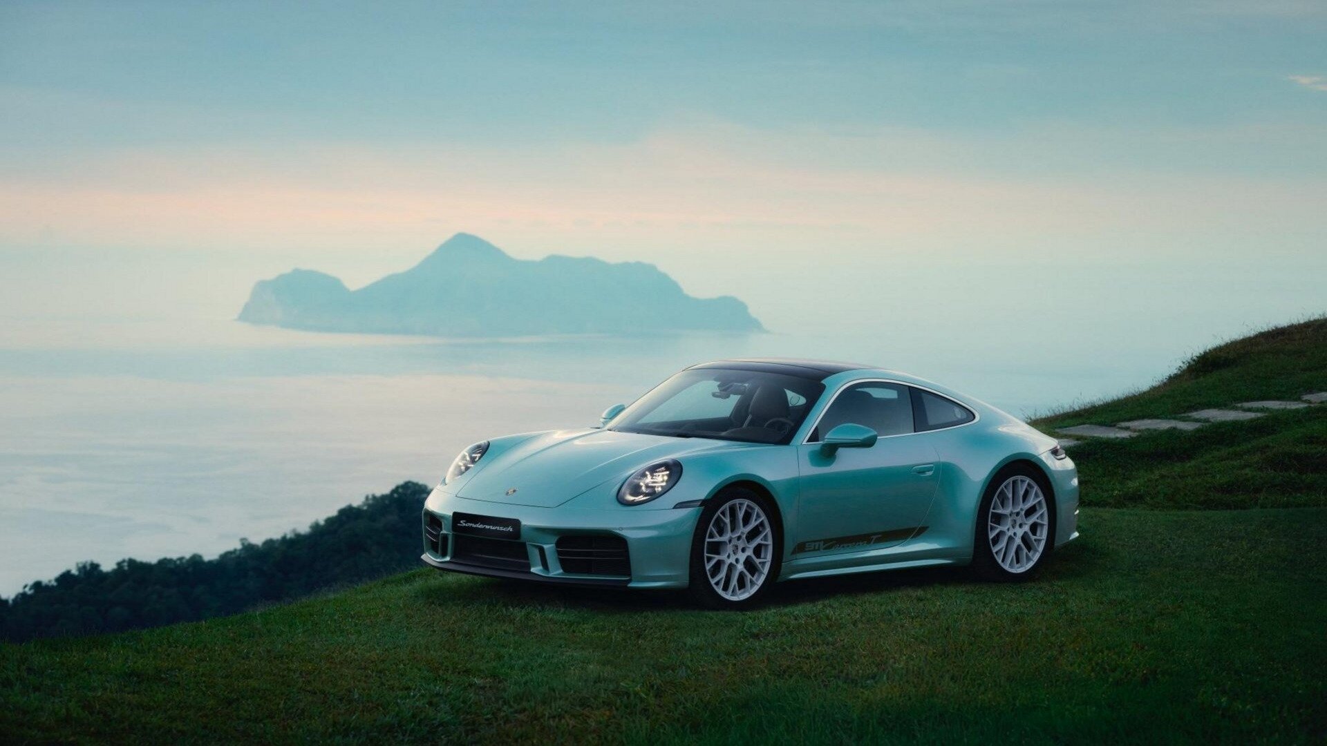 Porsche посвятил уникальный 911 природе Тайваня
