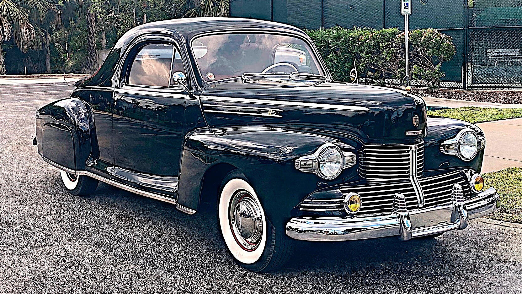 С молотка уйдёт редчайший Lincoln Zephyr — таких в мире всего пять