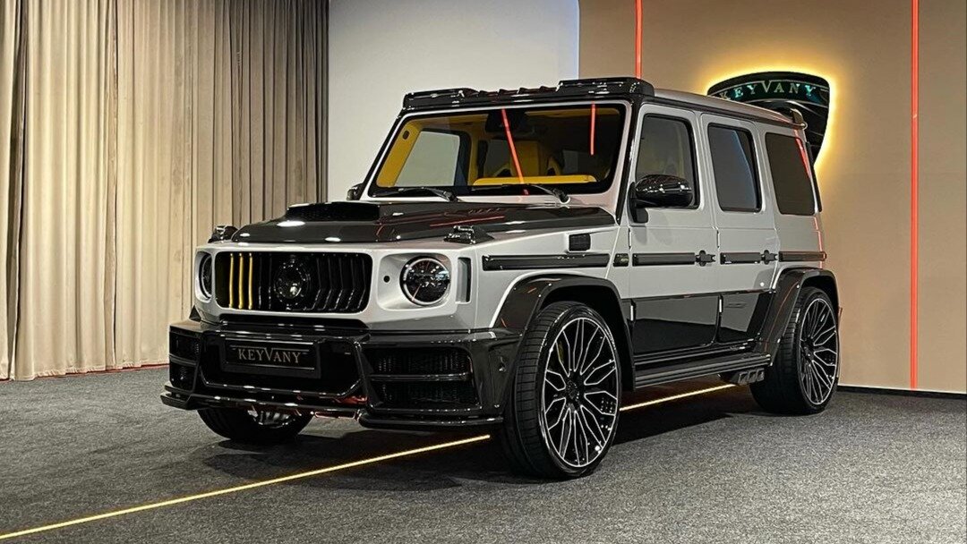Немцы представили прокачанный Mercedes-AMG G 63 — с 820-сильным мотором и жёлтым салоном