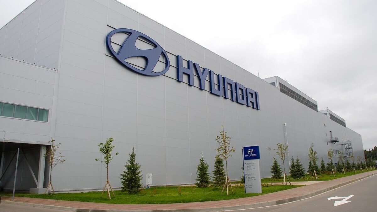 Reuters: Hyundai не в состоянии выкупить завод в Петербурге в текущей ситуации