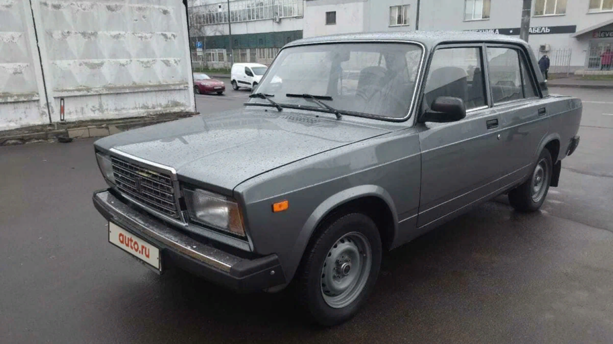 ВАЗ-2107, который все свои 11 лет жизни почти не ездил, выставили на продажу