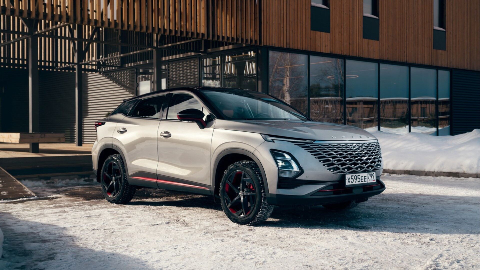 Omoda C5 подешевеет в России на полмиллиона рублей