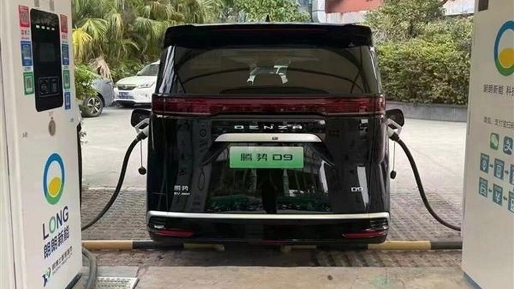 В BYD придумали необычный способ ускорить зарядку аккумуляторов