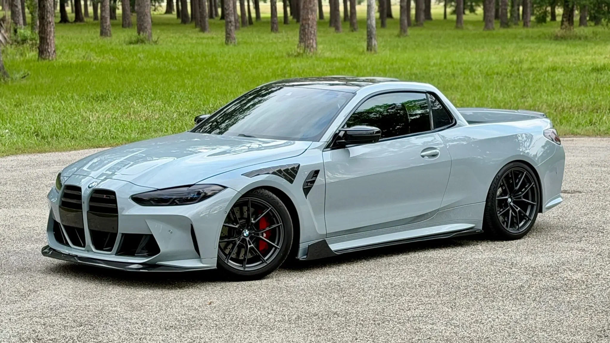 За уникальный пикап на базе BMW M4 Competition заплатили цену новой M4