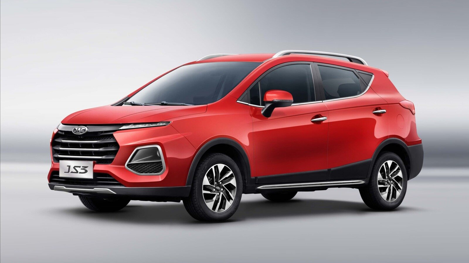 В России стартовали продажи самого дешёвого кроссовера JAC