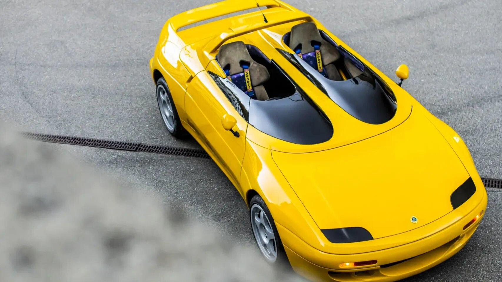 Уникальный спидстер Lotus Elan M200 выставили на аукцион — за него дают всего 30 тысяч долларов