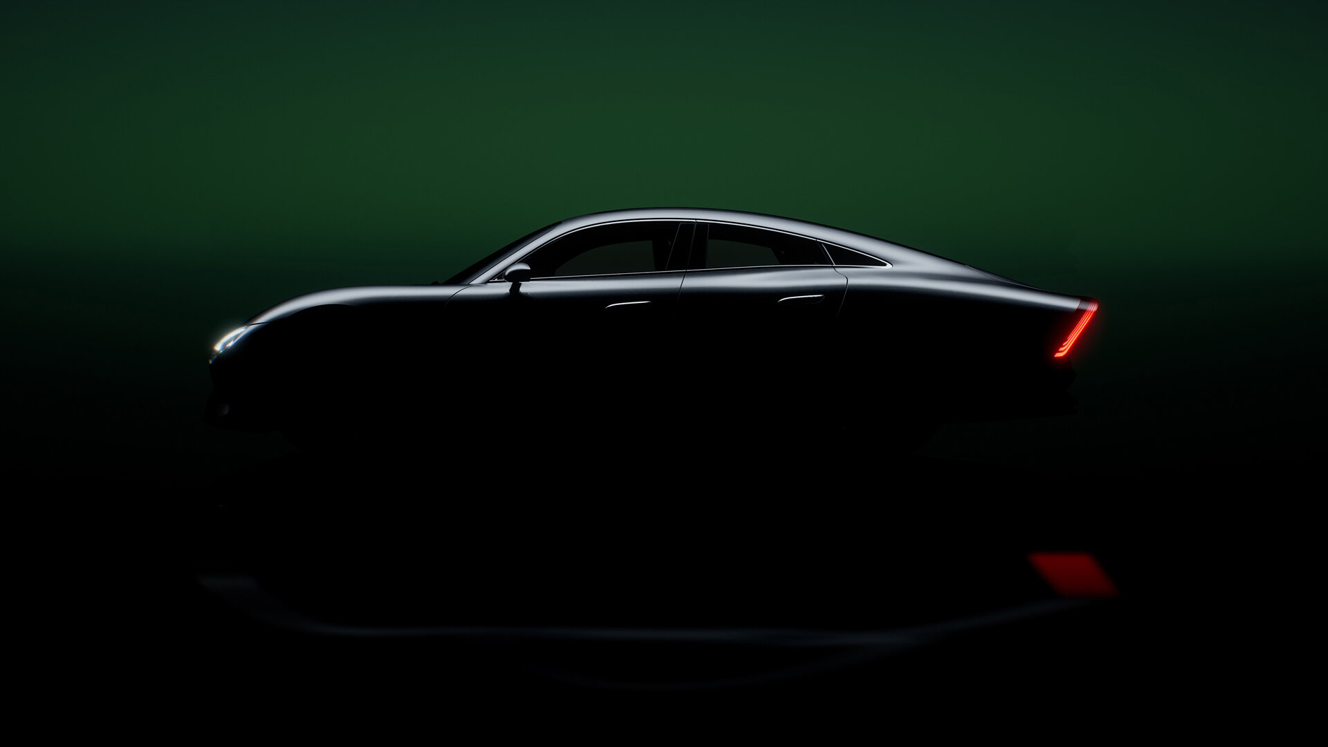 Mercedes-Benz начал рассекречивать свой самый энергоэффективный автомобиль