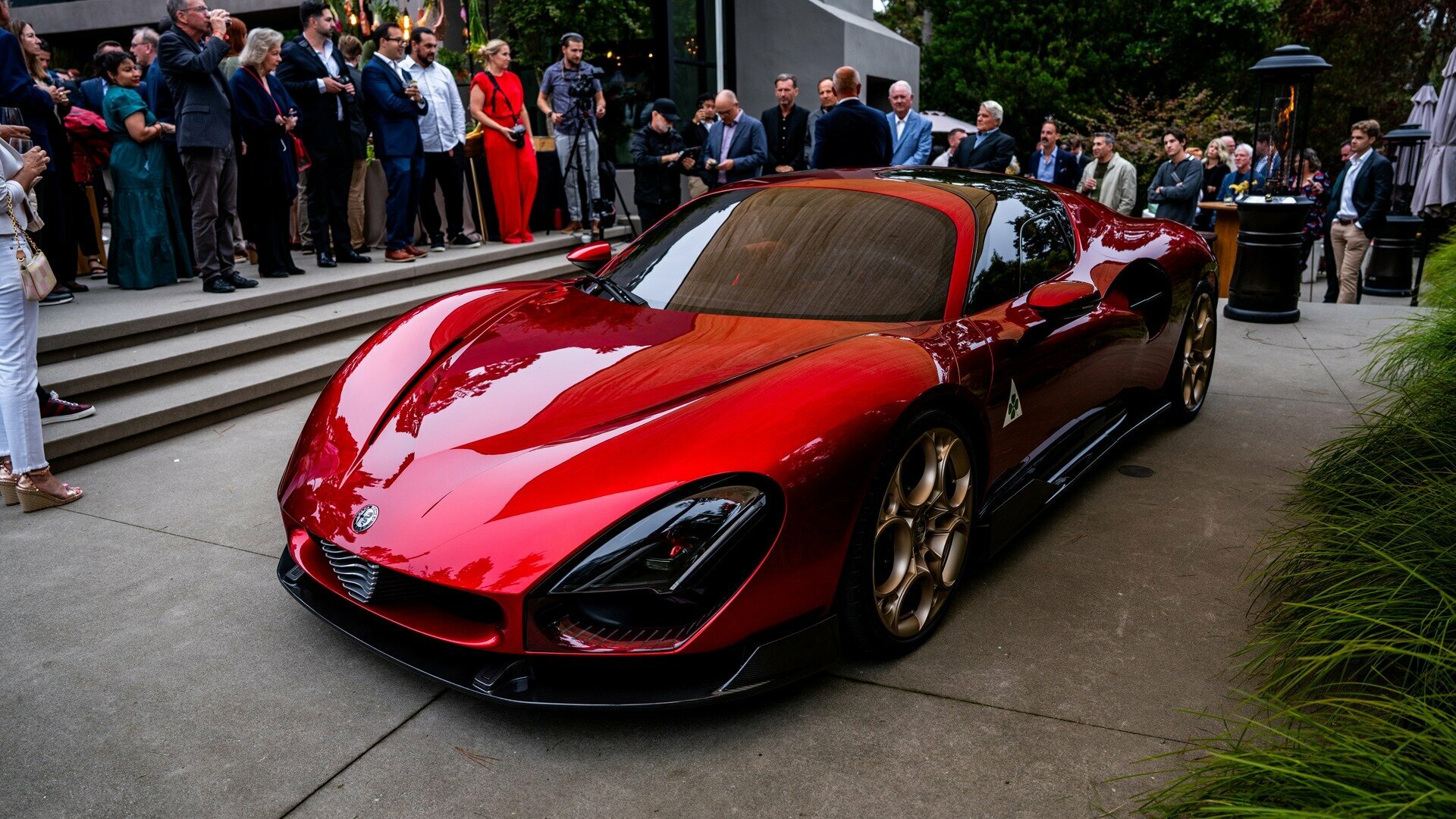 В Италии разыскивают очень редкий суперкар Alfa Romeo, проданный за 10 евро
