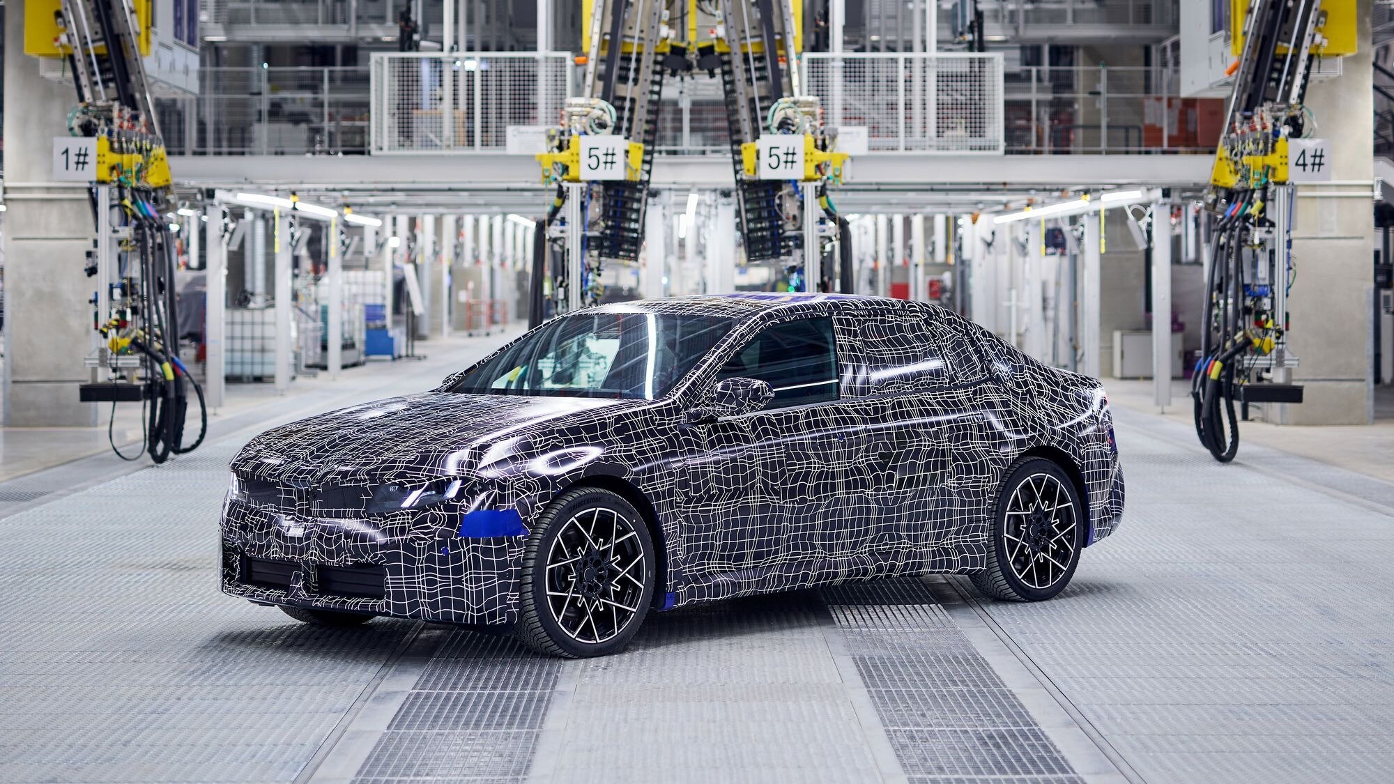 Началось предсерийное производство нового BMW i3 на платформе Neue Klasse
