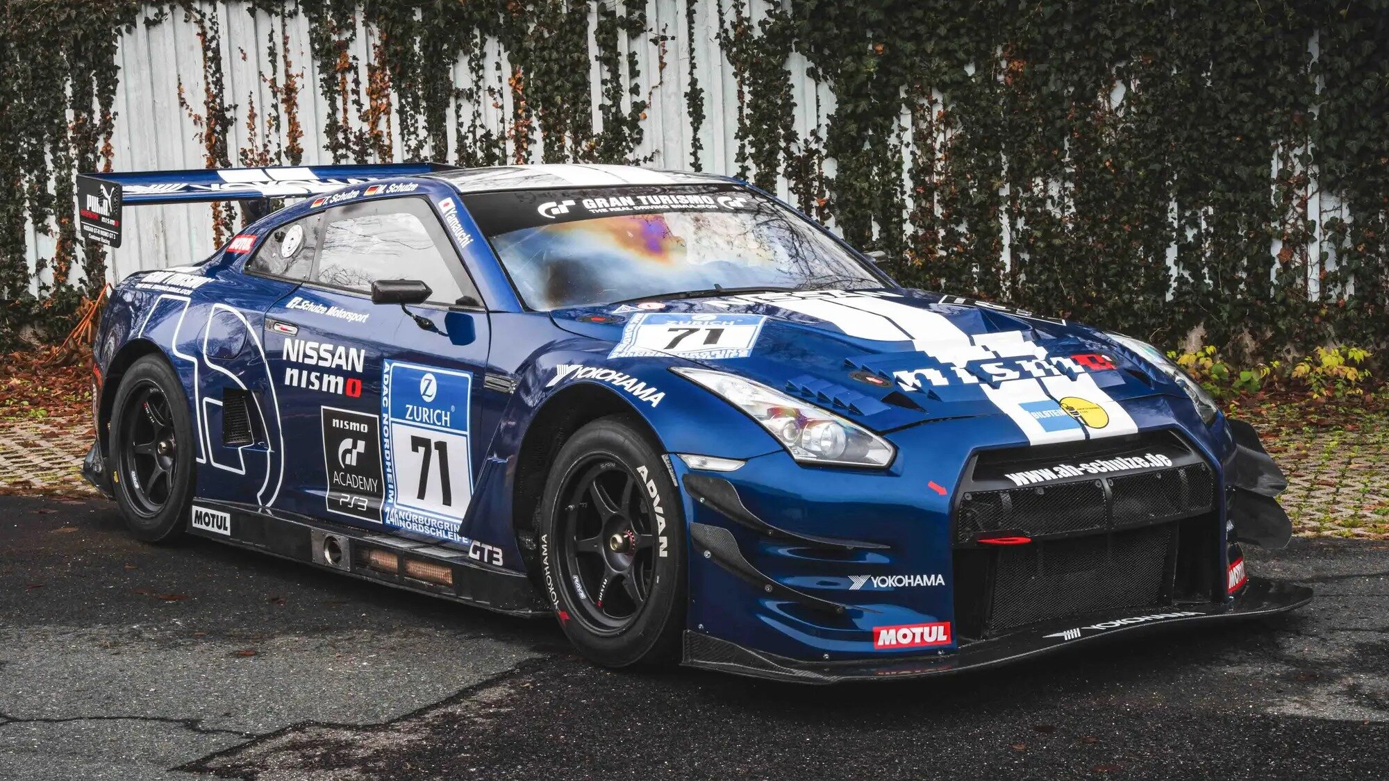 С молотка уйдёт Nissan GT-R, выигравший «24 часа Нюрбургринга»