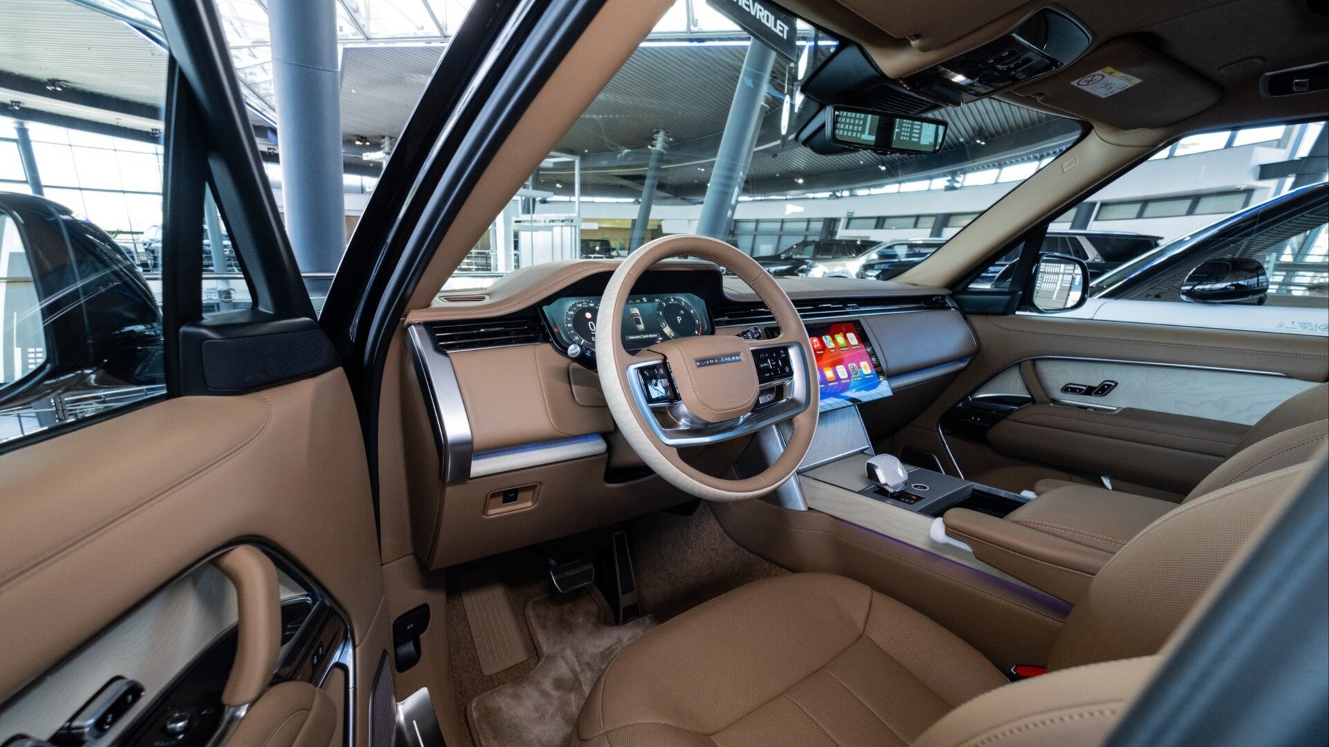 Российское представительство Jaguar Land Rover выкупил местный менеджмент