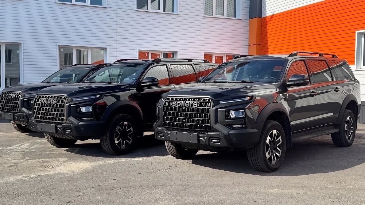 На УАЗе началось производство внедорожников Sollers S9