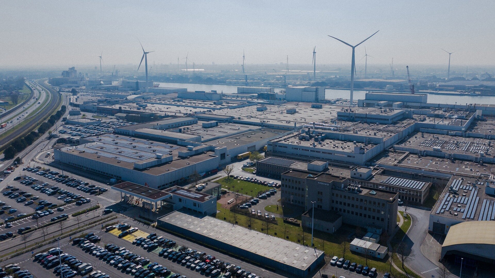 Volvo поможет Geely наладить производство в Европе