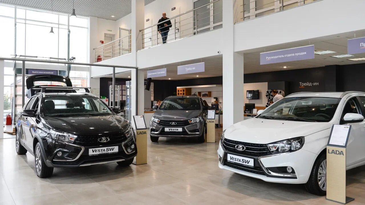 АвтоВАЗ не исключил повышения цен на дорогие версии Lada