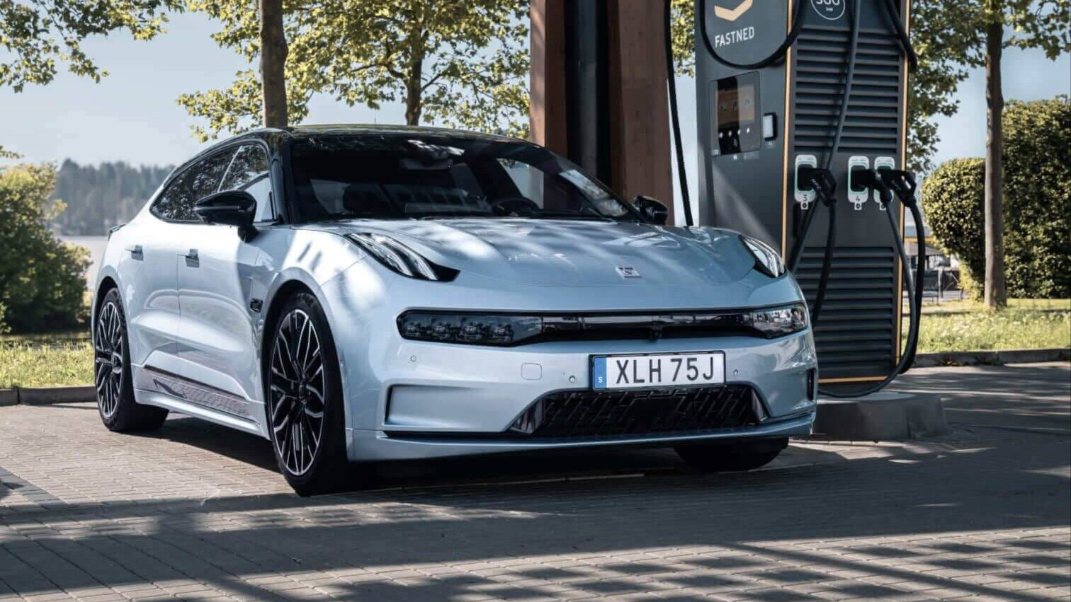 Мировые продажи электрифицированных автомобилей побили рекорд благодаря Китаю