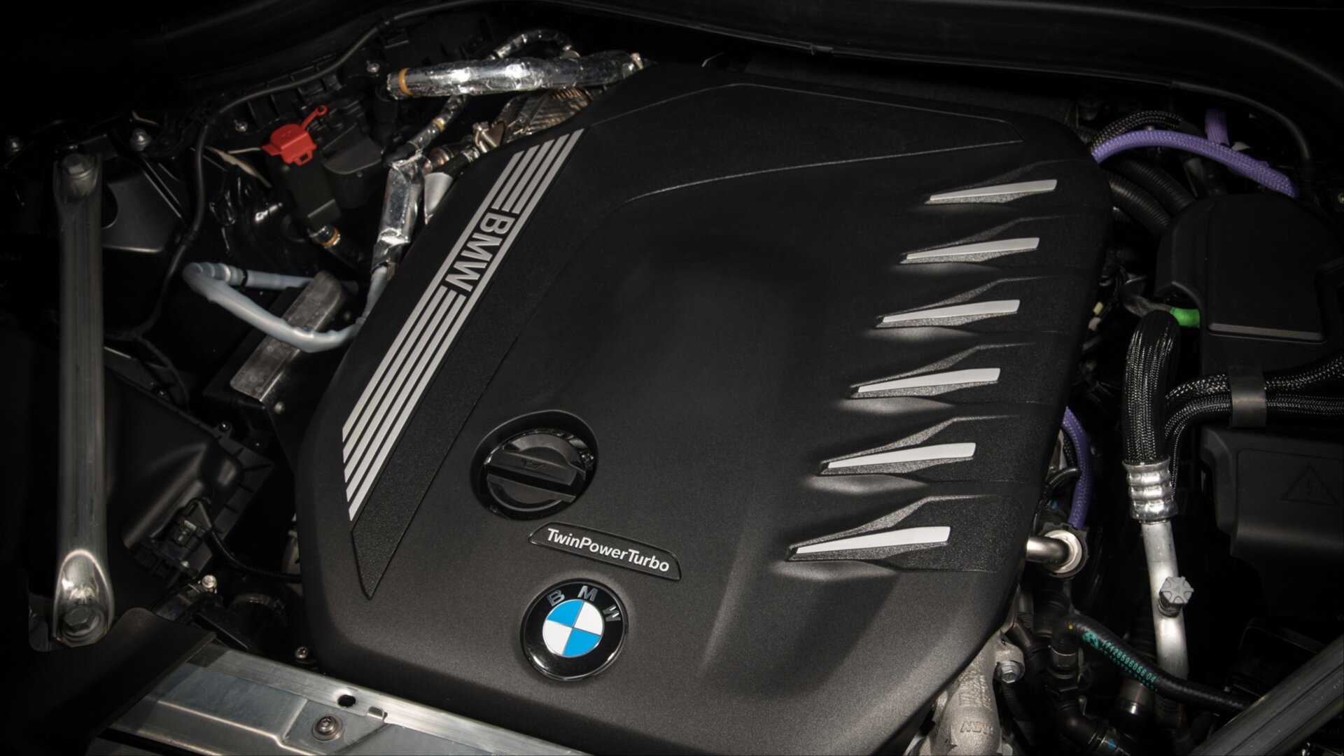 BMW подозревают в занижении показателя вредных выбросов