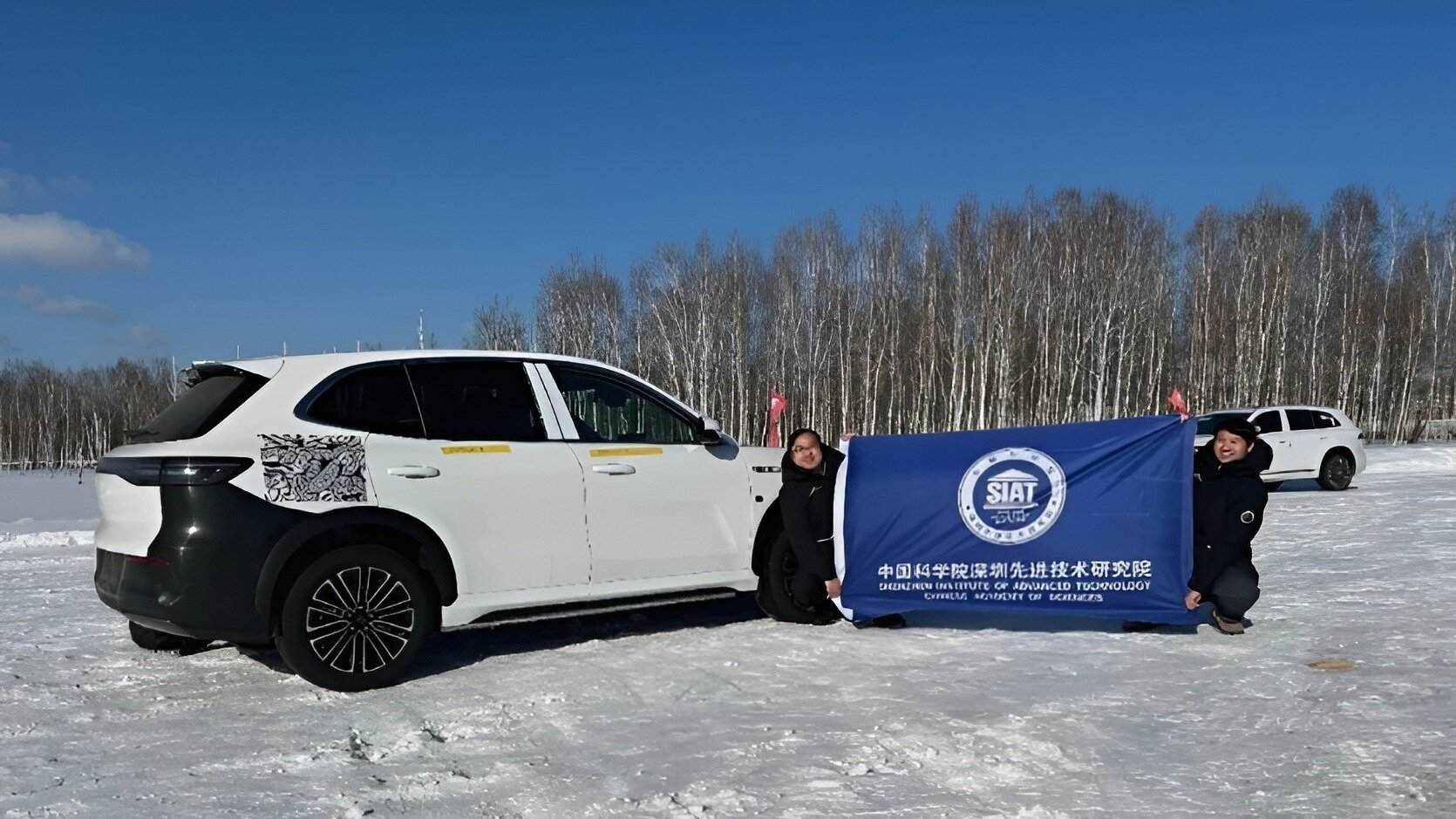 Электрический Geely EX5 лишится выдвижных дверных ручек