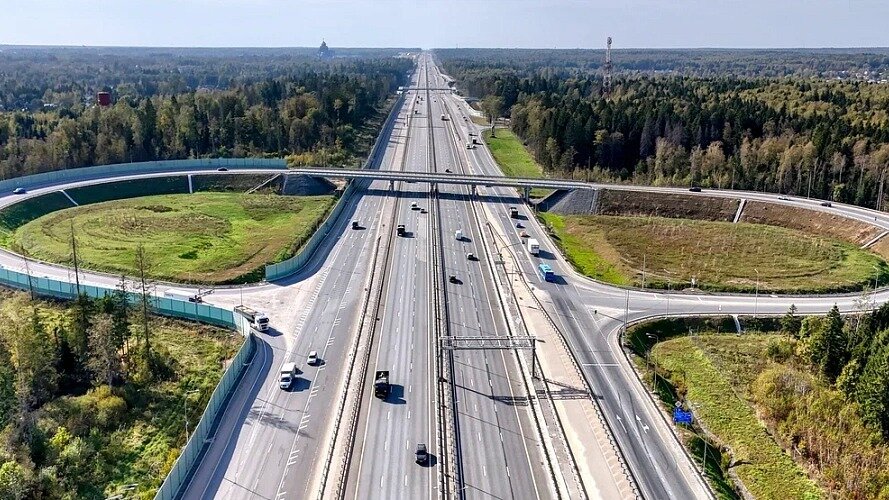 «Автодору» выделят более 1 триллиона рублей на платные дороги до 2030 года