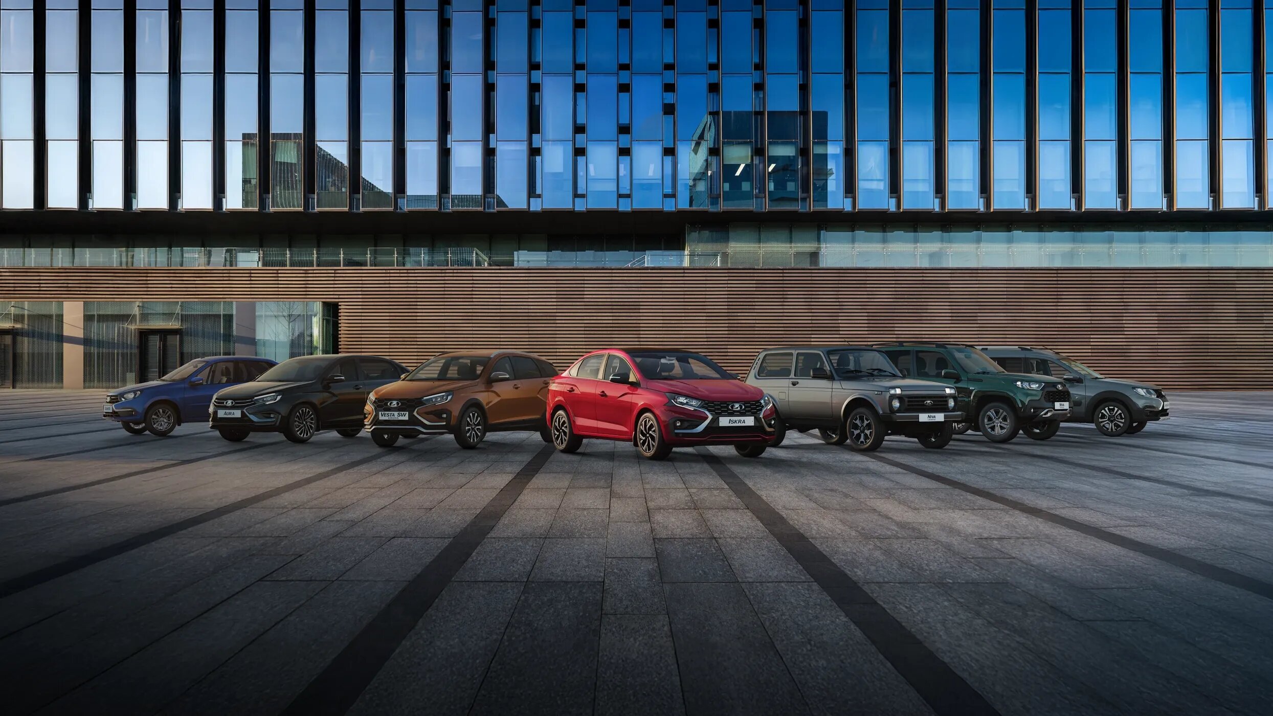 Глава АвтоВАЗа заявил о снижении цен на Lada в 2025 году
