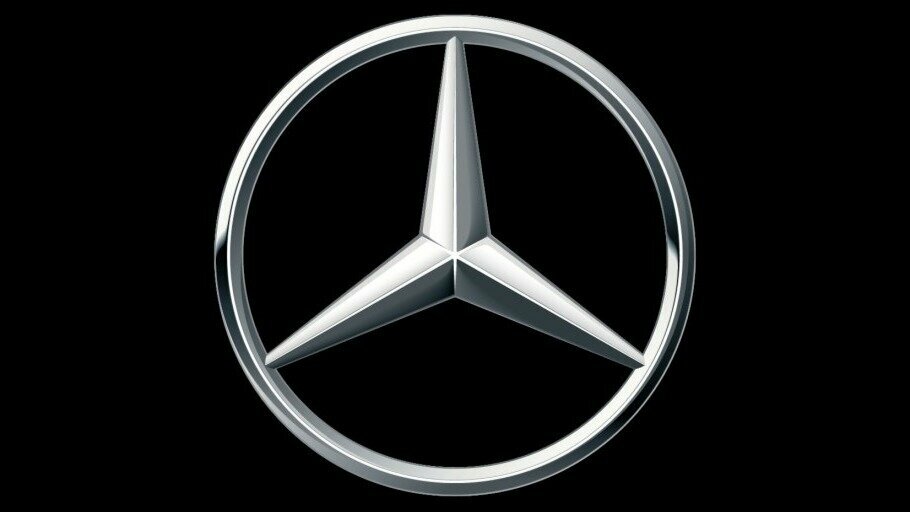 Прибыль Mercedes-Benz с начала года упала вдвое