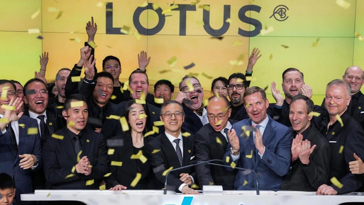 Стоимость производителя электрокаров Lotus выросла до 9,3 миллиарда долларов в день выхода на IPO