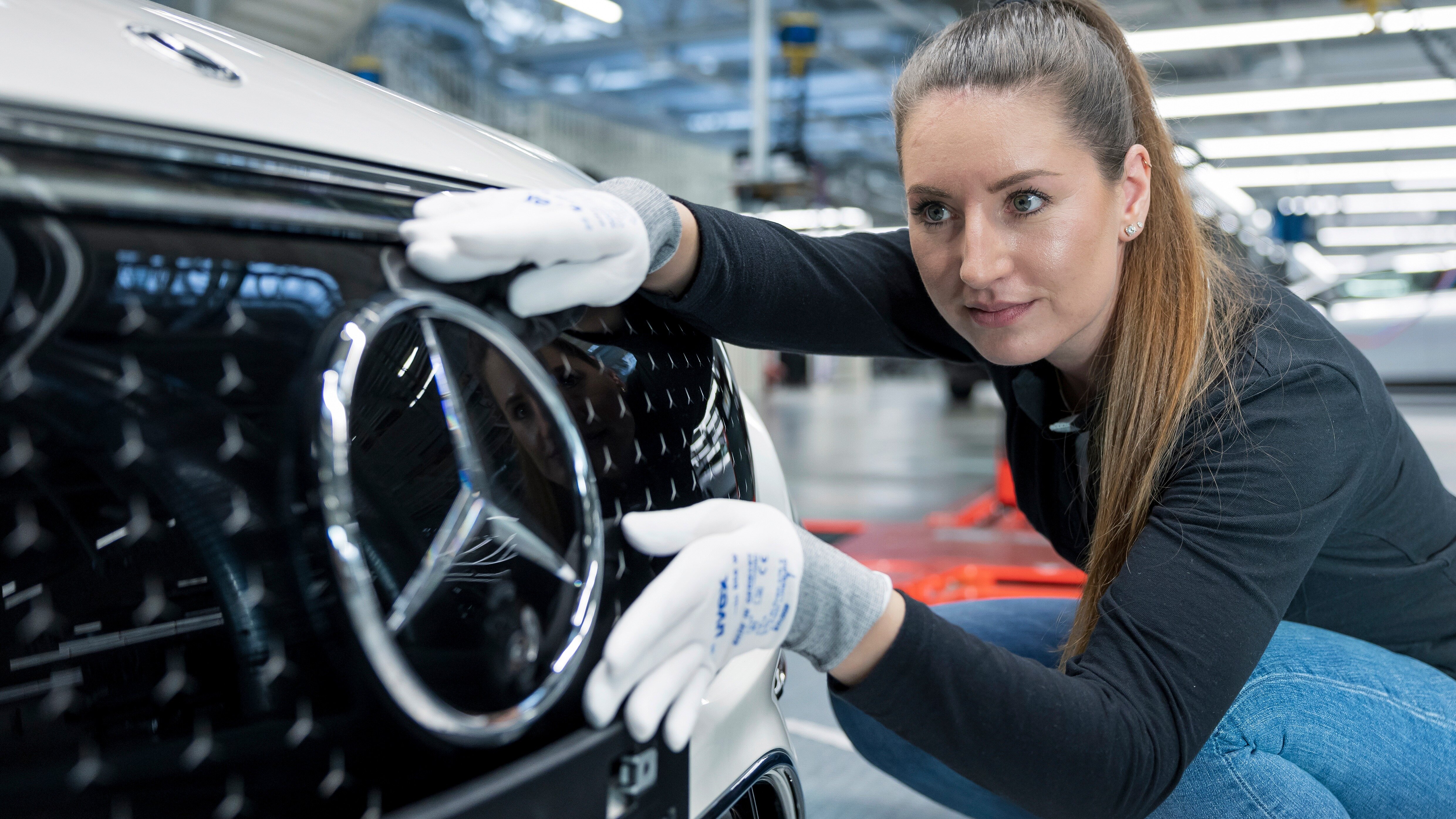Mercedes-Benz допустил закрытие двух заводов в Германии