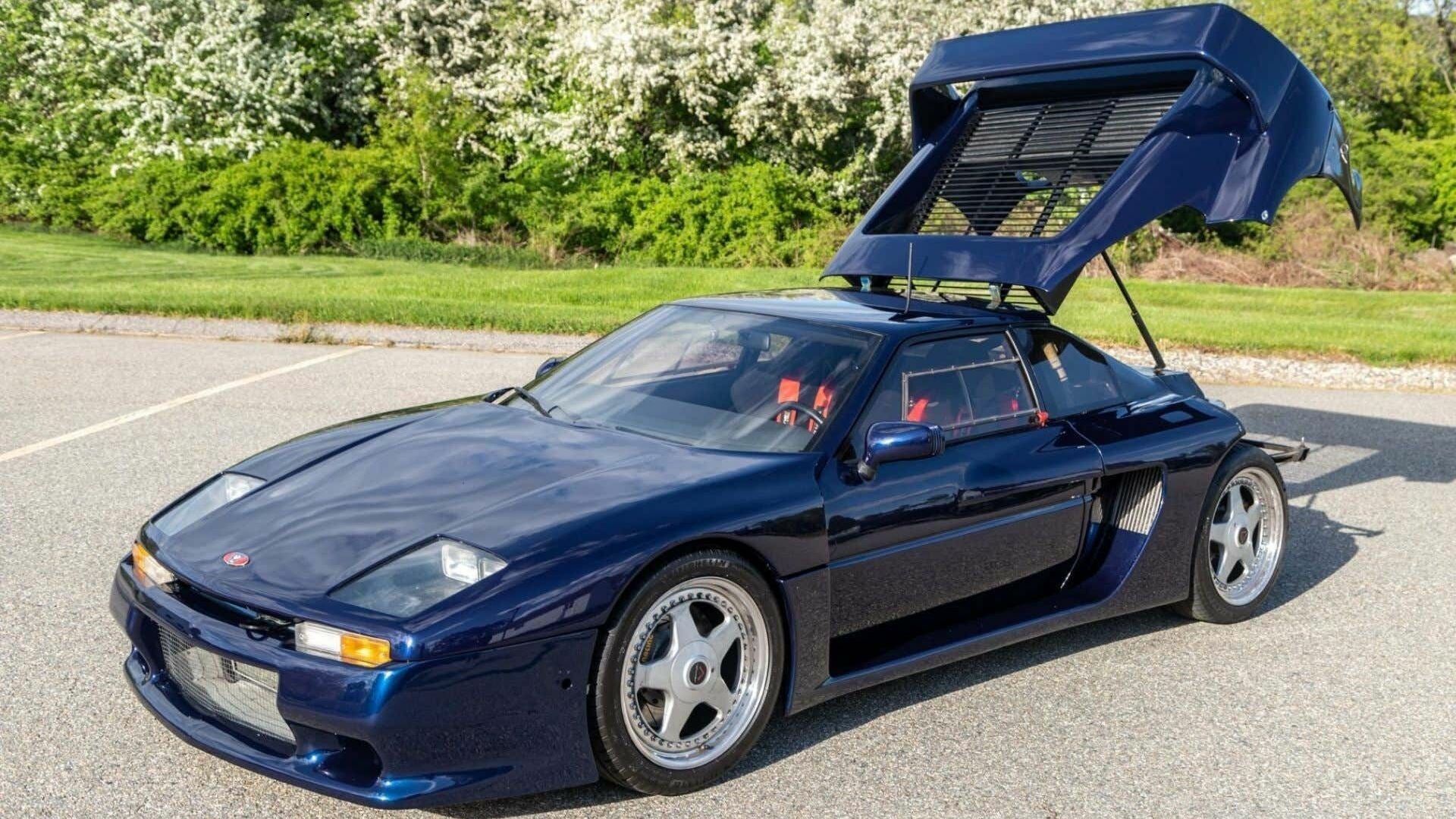 Редчайший французский суперкар из 1990-х выставили на продажу