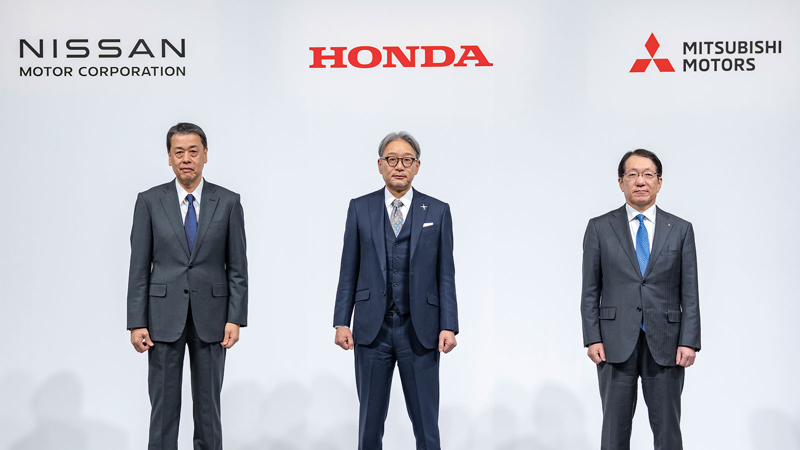 Mitsubishi передумала объединяться в холдинг с Honda и Nissan
