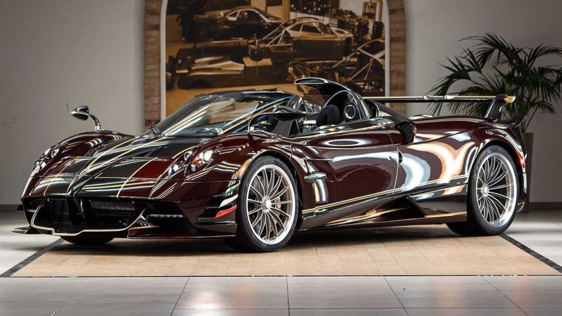 Компания Pagani показала уникальный родстер Huayra Dinamica Evo