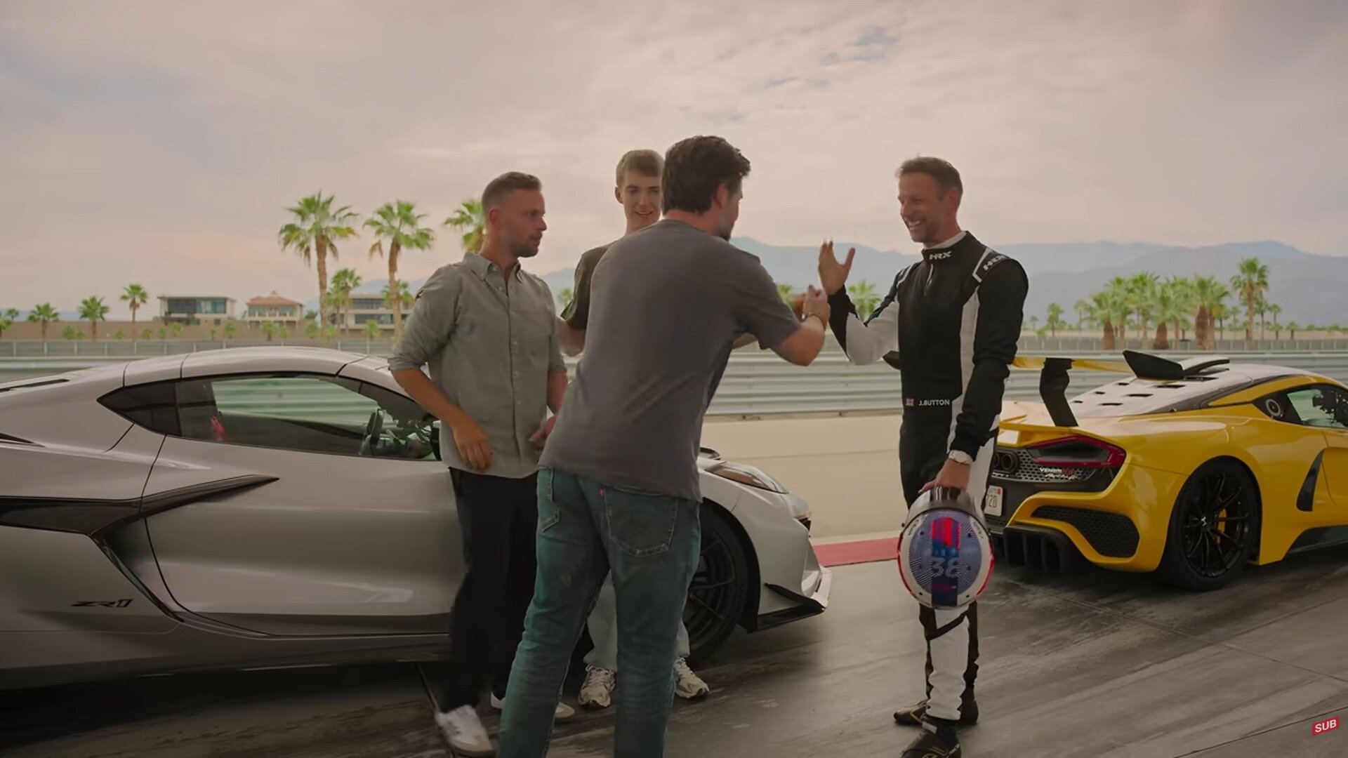 Появился первый трейлер шоу Grand Tour с новым составом ведущих
