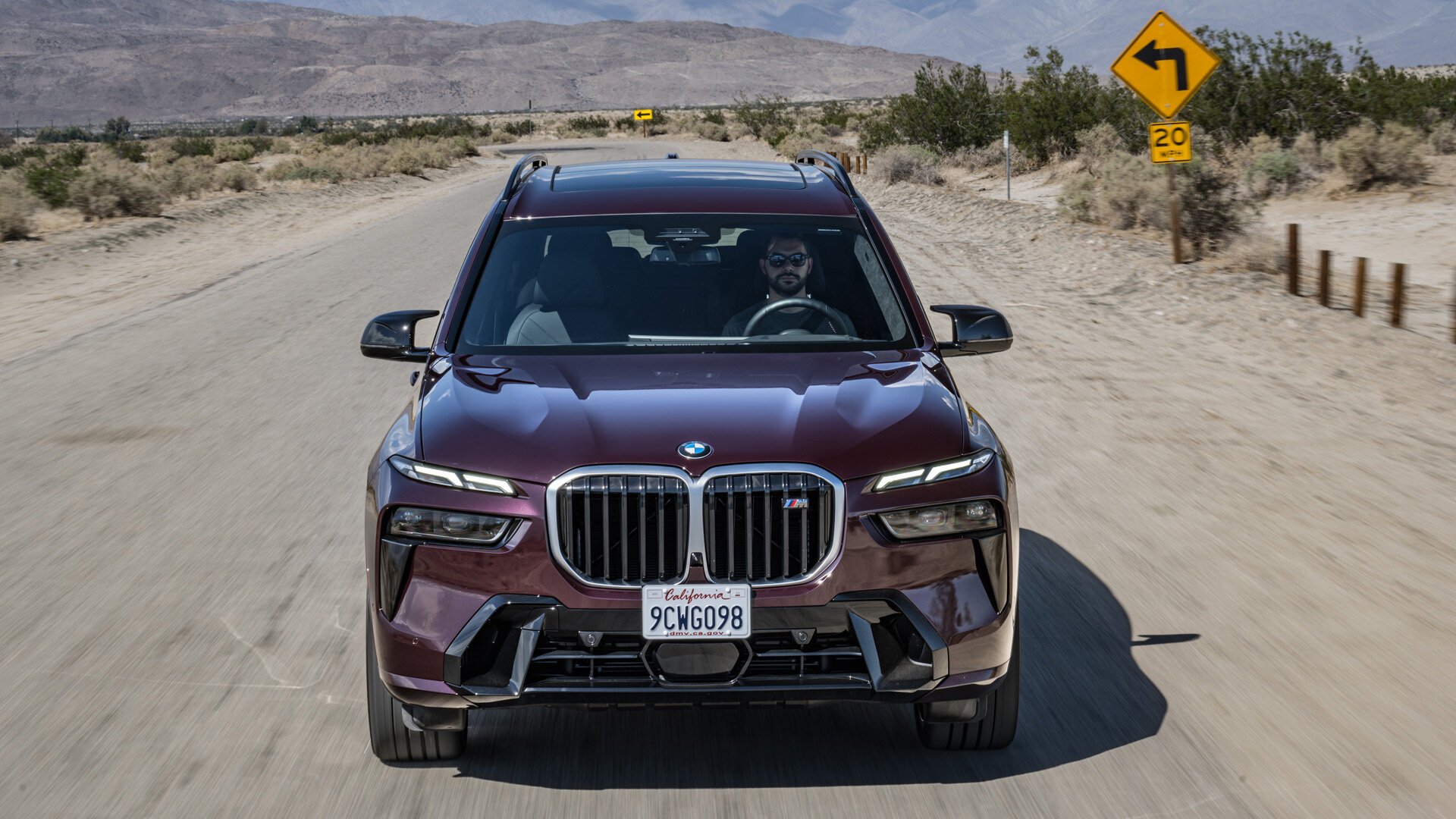 BMW выпустит самый большой кроссовер и компактный электрокар