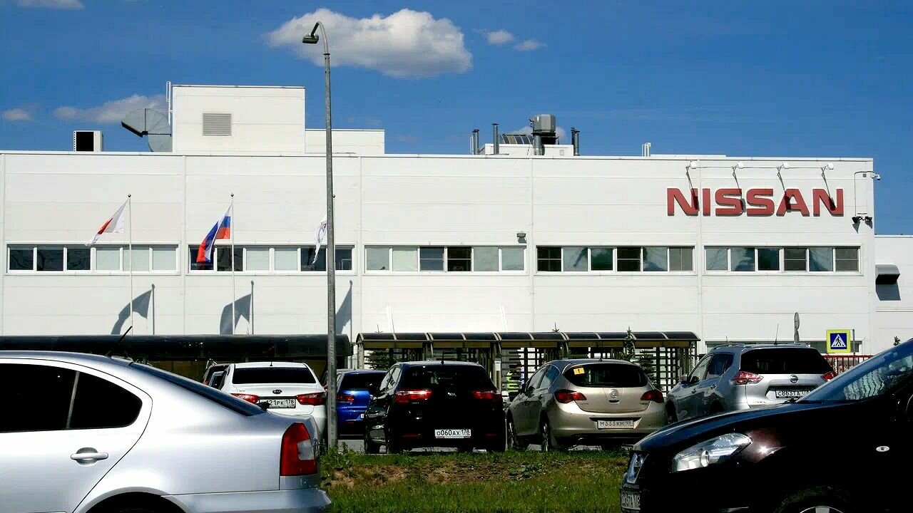 Nissan подсчитал убытки от ухода из России