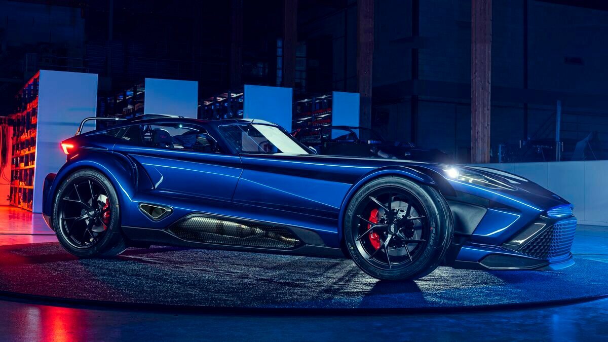 Donkervoort впервые за десятилетие представил совершенно новый спорткар