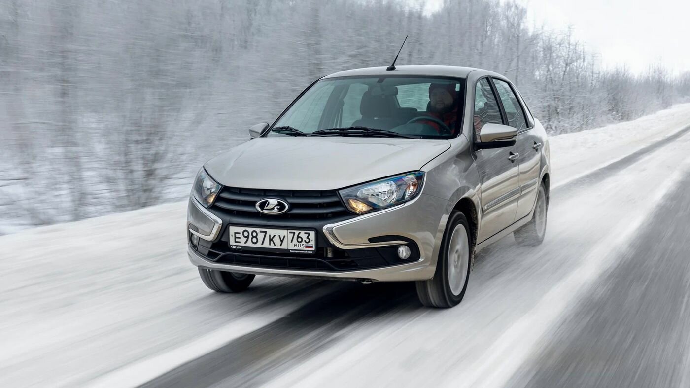 Lada Granta лишится центрального замка и подешевеет