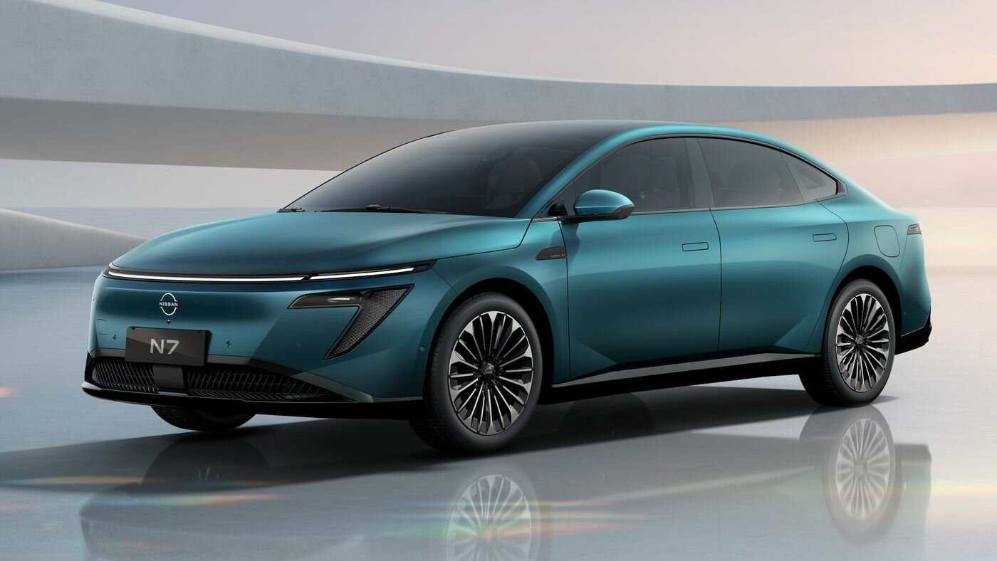 Nissan показал первый электрокар на китайской платформе
