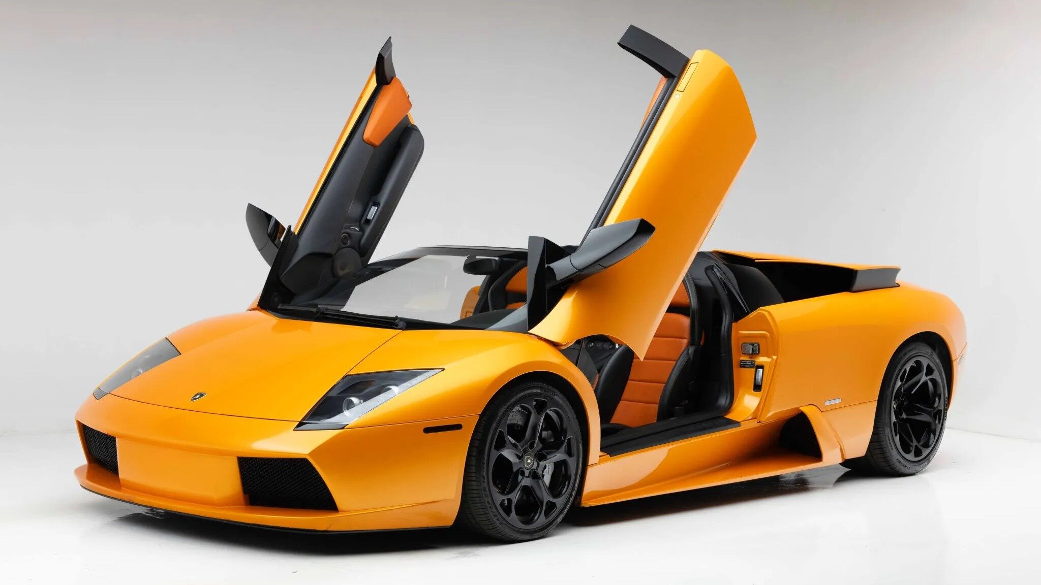 21-летний Lamborghini с пробегом продали за 260 000 долларов, и это недорого