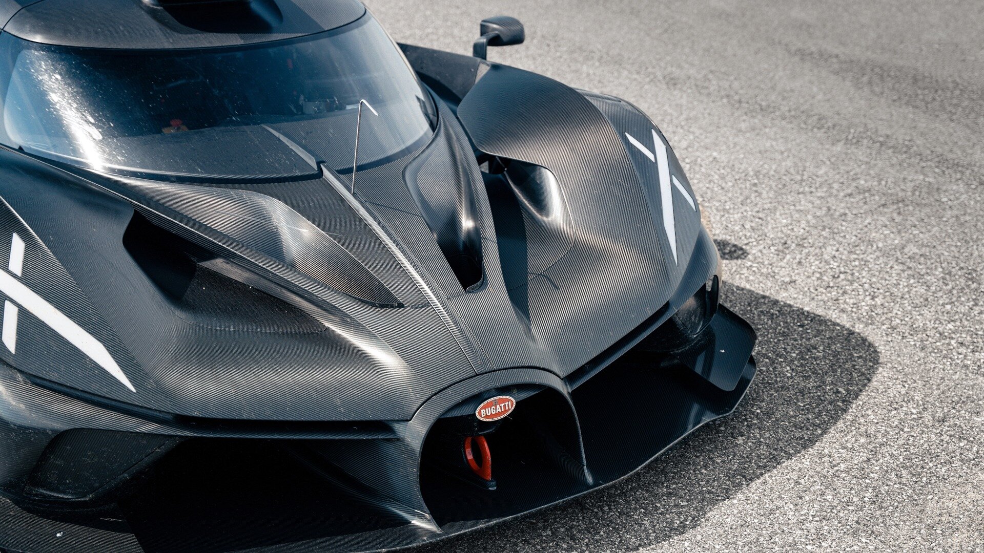 Новый эксклюзивный Bugatti станет смесью Tourbillon и Bolide