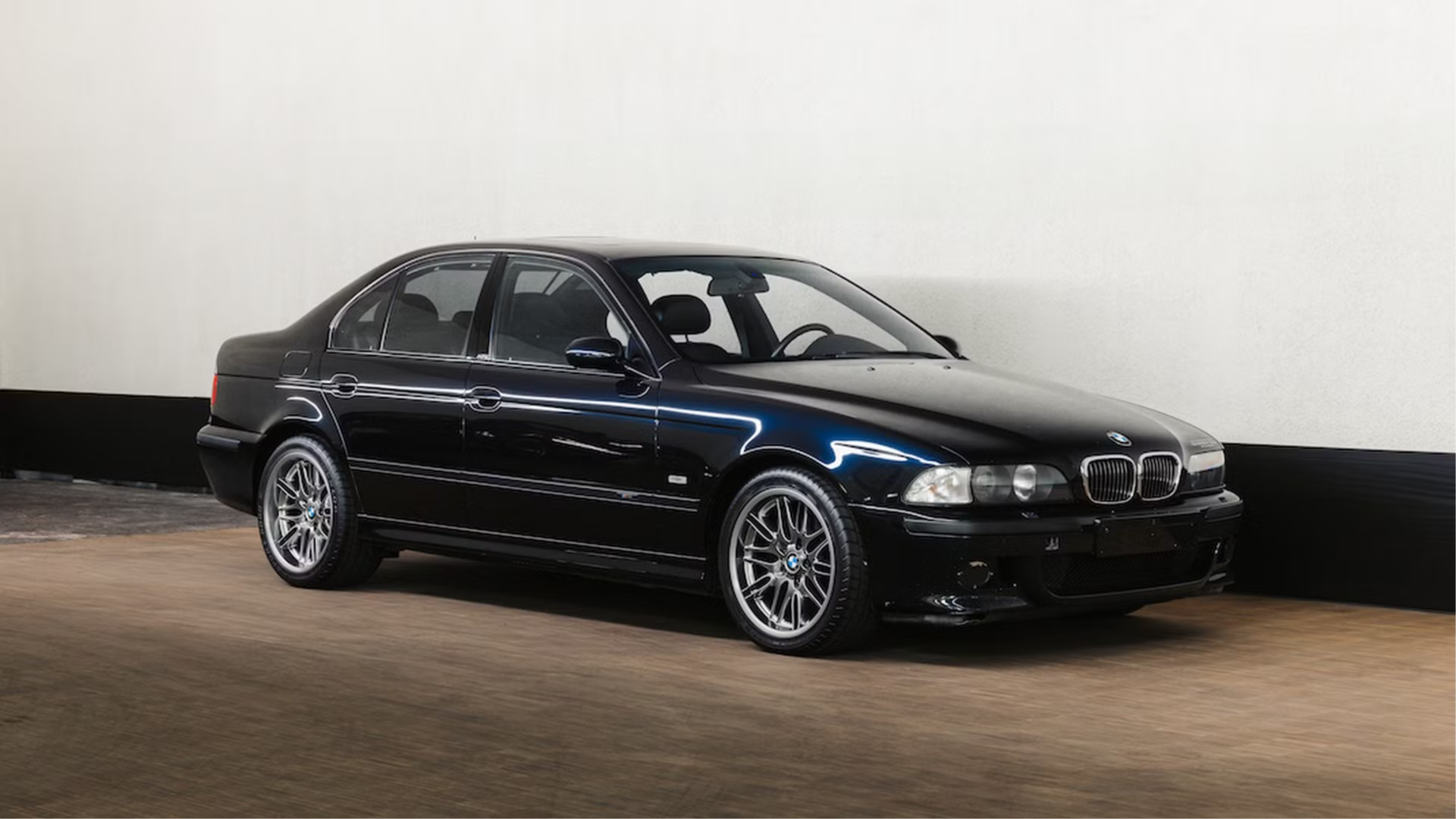 Уникальный BMW M5 с секретным W10 от Volkswagen выставили на продажу