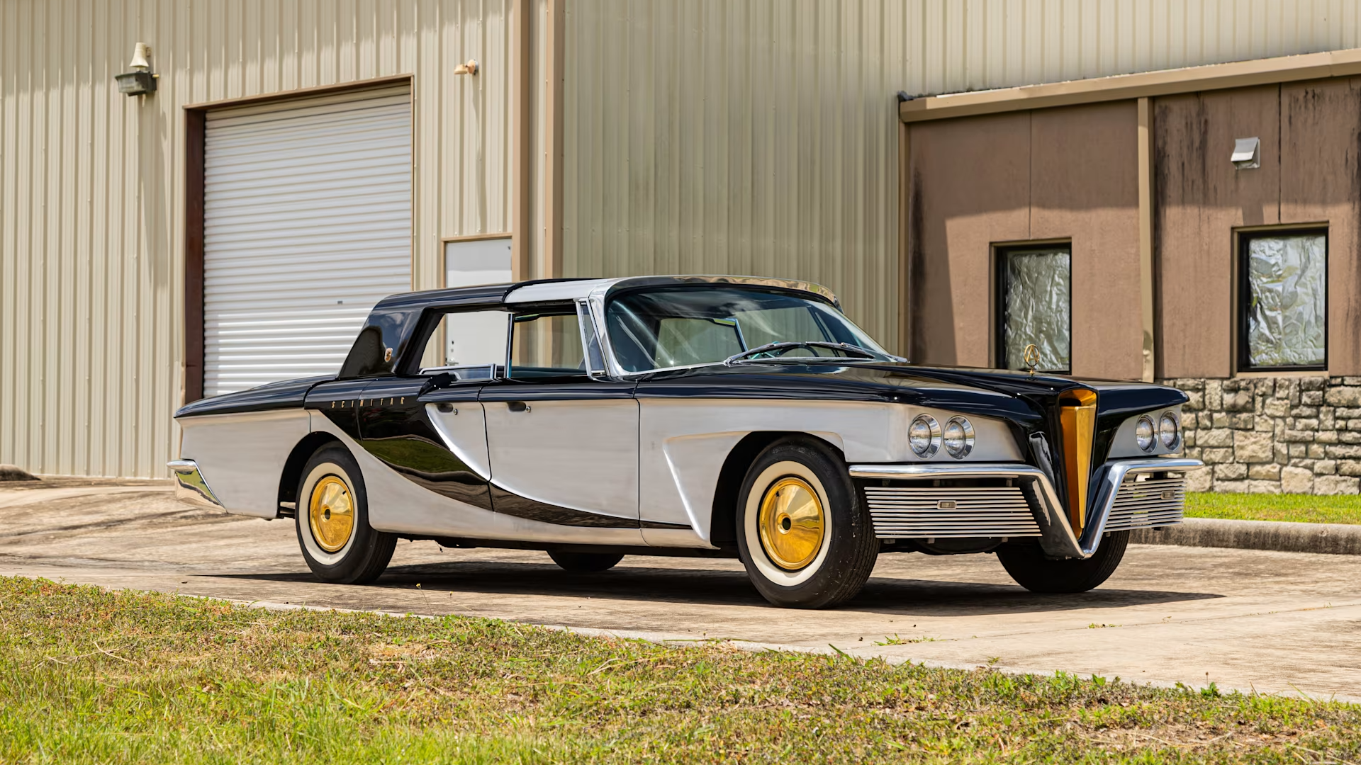 Очень странный концепт Chrysler из 1950-х отправят с молотка