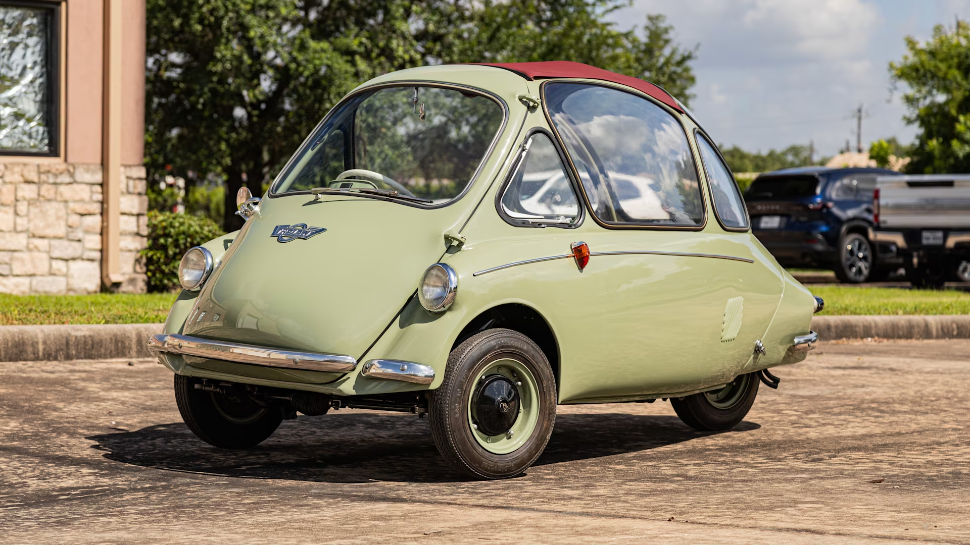 С молотка уйдёт «Троян»: это малоизвестный конкурент BMW Isetta