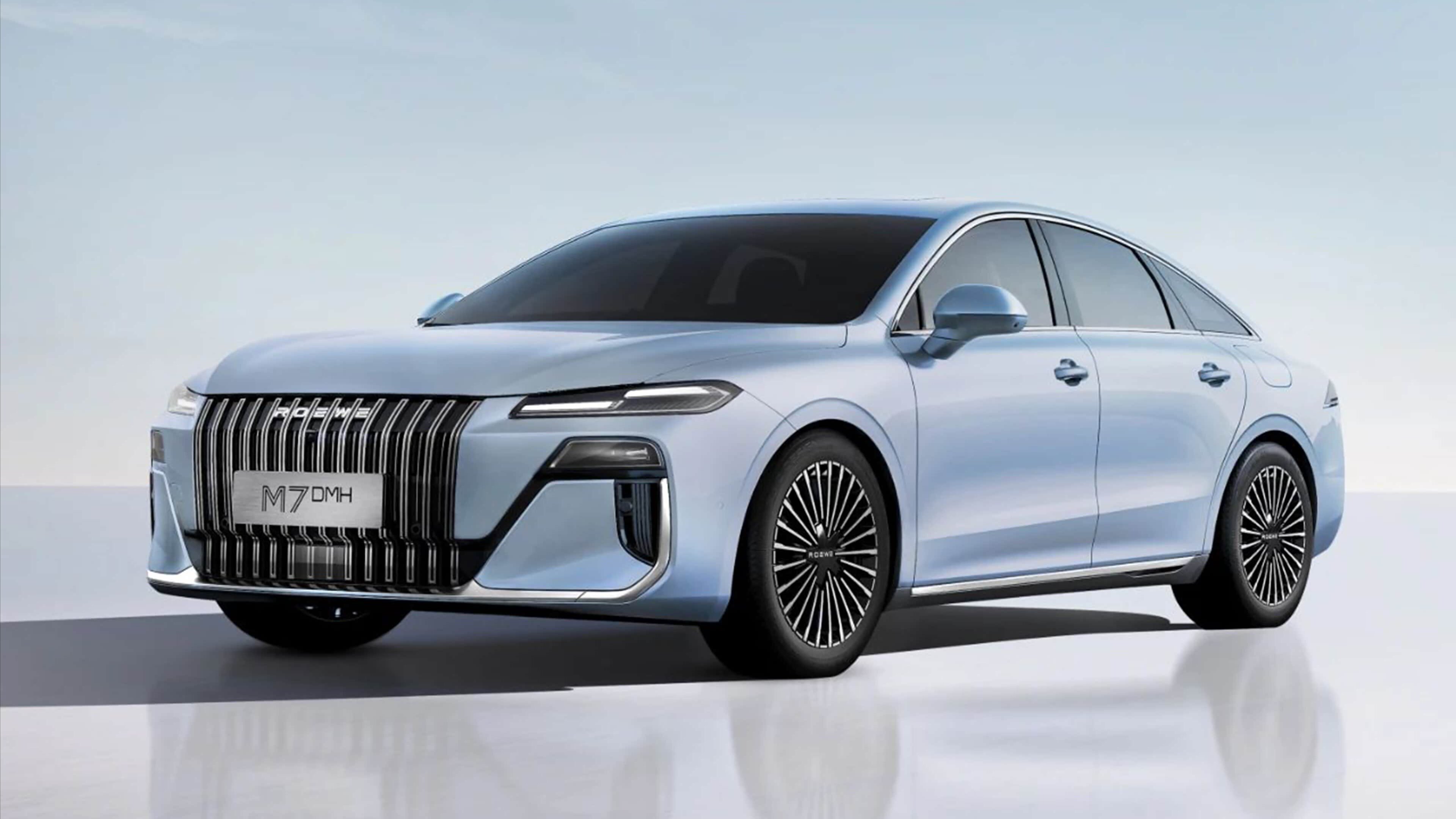 У марки Roewe появился доступный седан с внешностью от экс-дизайнера Skoda и Rolls-Royce