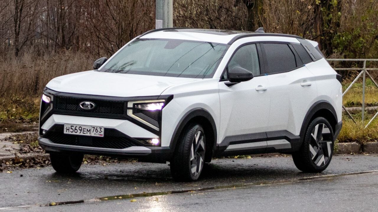 Lada Azimut появился на дорогах без камуфляжа