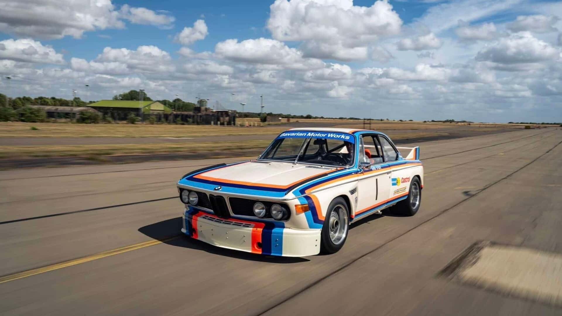 Первый в истории спорткар от BMW M появился в продаже