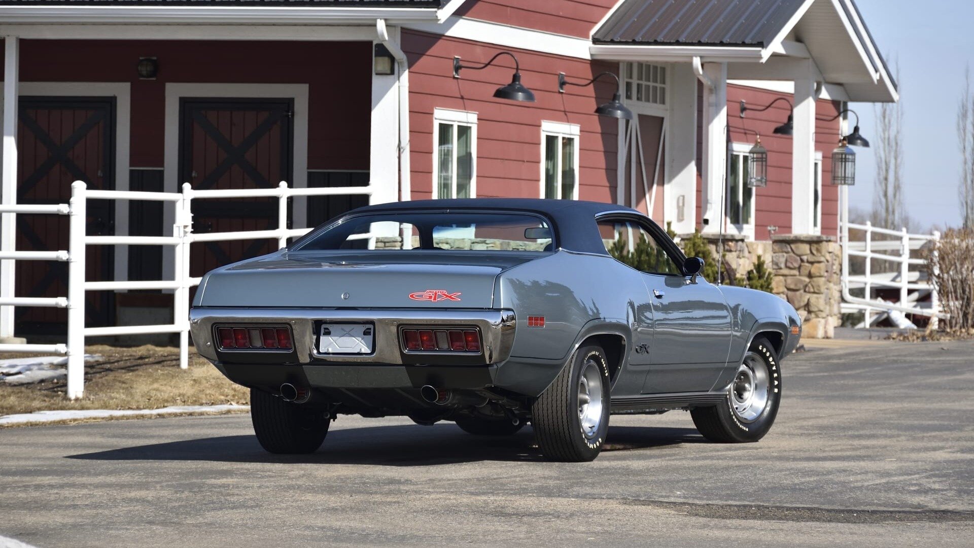 Найден самый дорогой в мире маслкар Plymouth GTX 