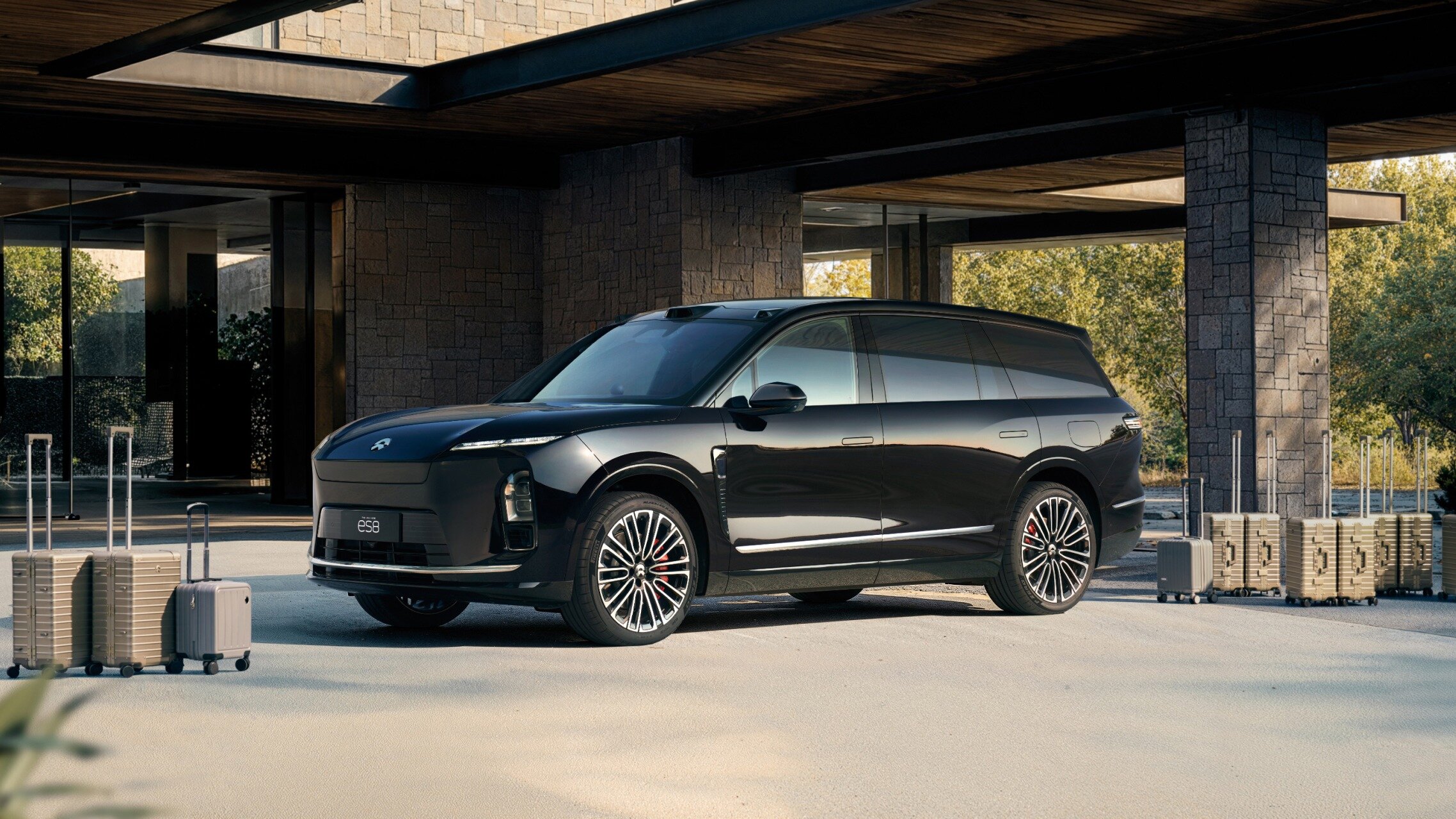 Nio ES8, который может появиться в России, получит пятиместную версию в КНР