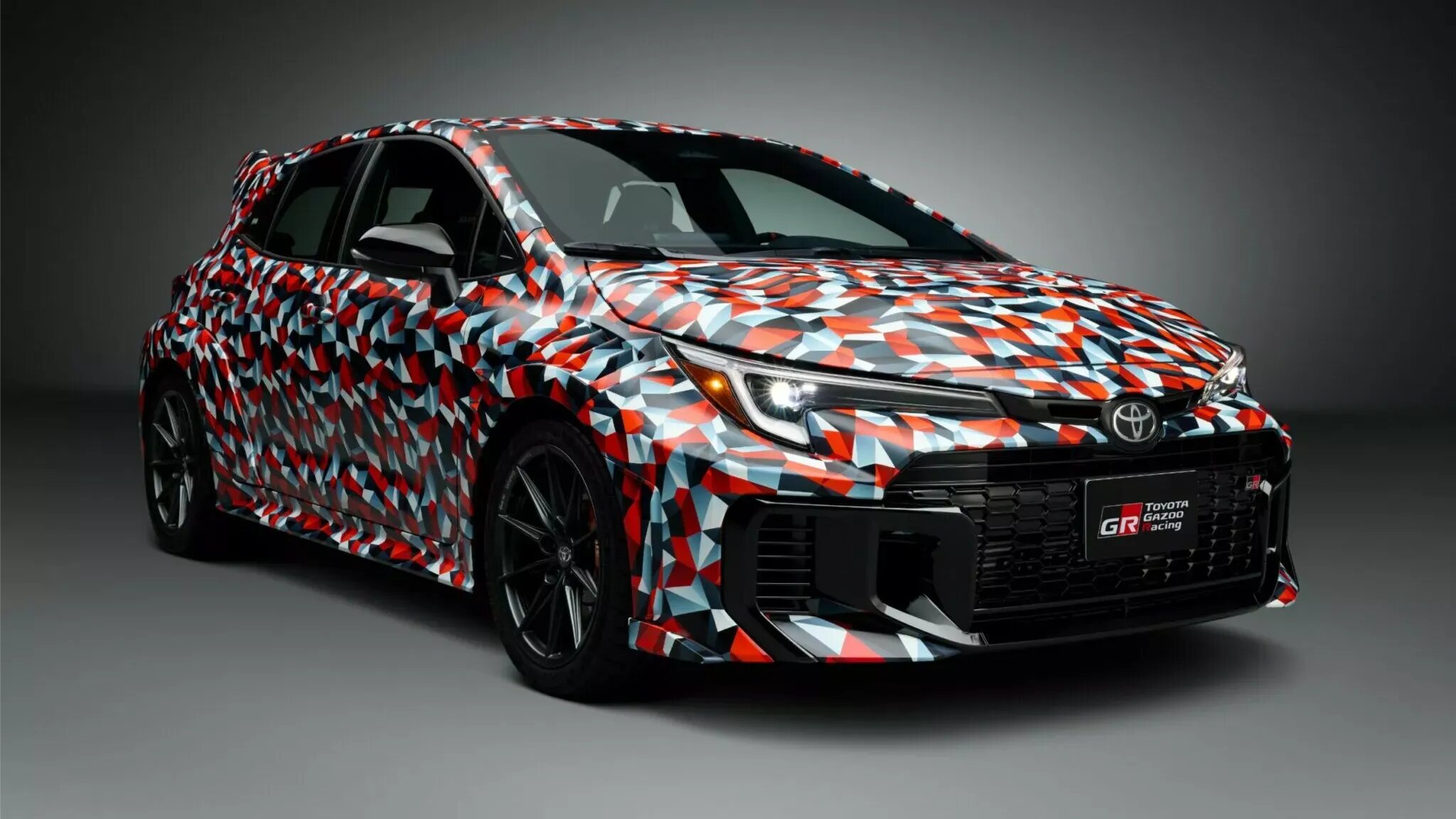 Обновлённый хот-хэтч Toyota GR Corolla: первые фото